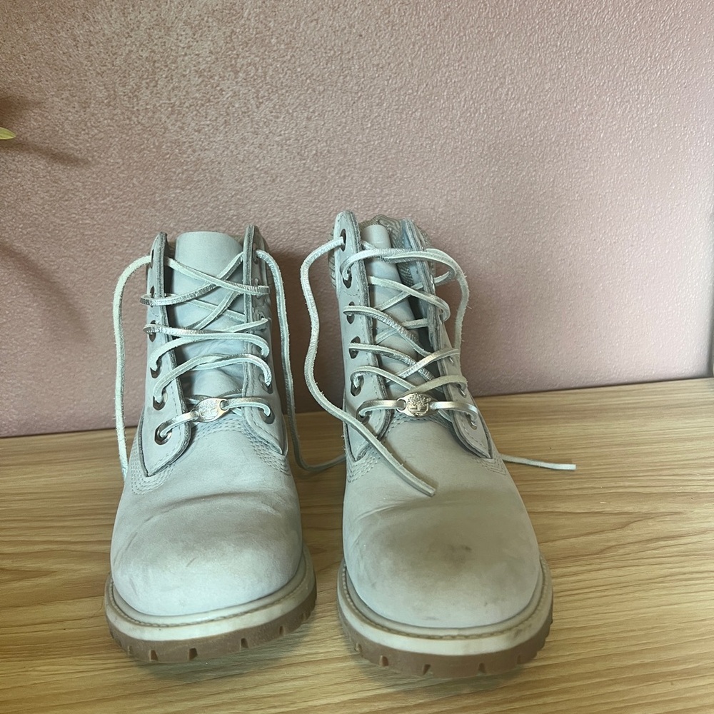 Timberland Women's Light Gray Combat Boots